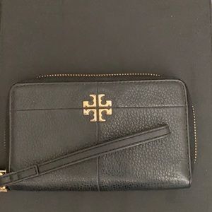 Tory Burch wallet wristlet